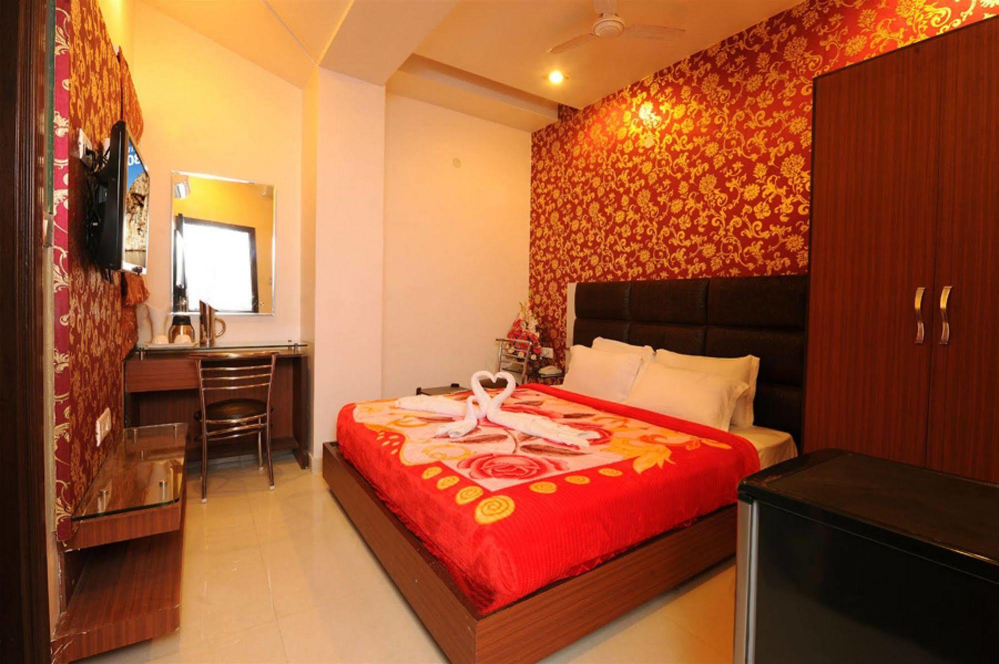 Hotel Pearl Inn & Suites Amritsar Luaran gambar