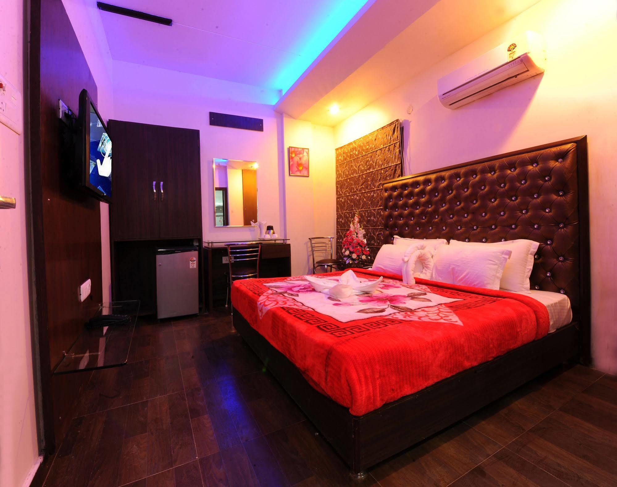 Hotel Pearl Inn & Suites Amritsar Luaran gambar