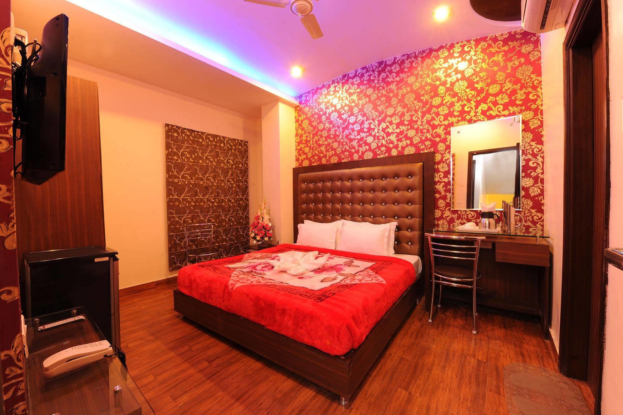 Hotel Pearl Inn & Suites Amritsar Luaran gambar