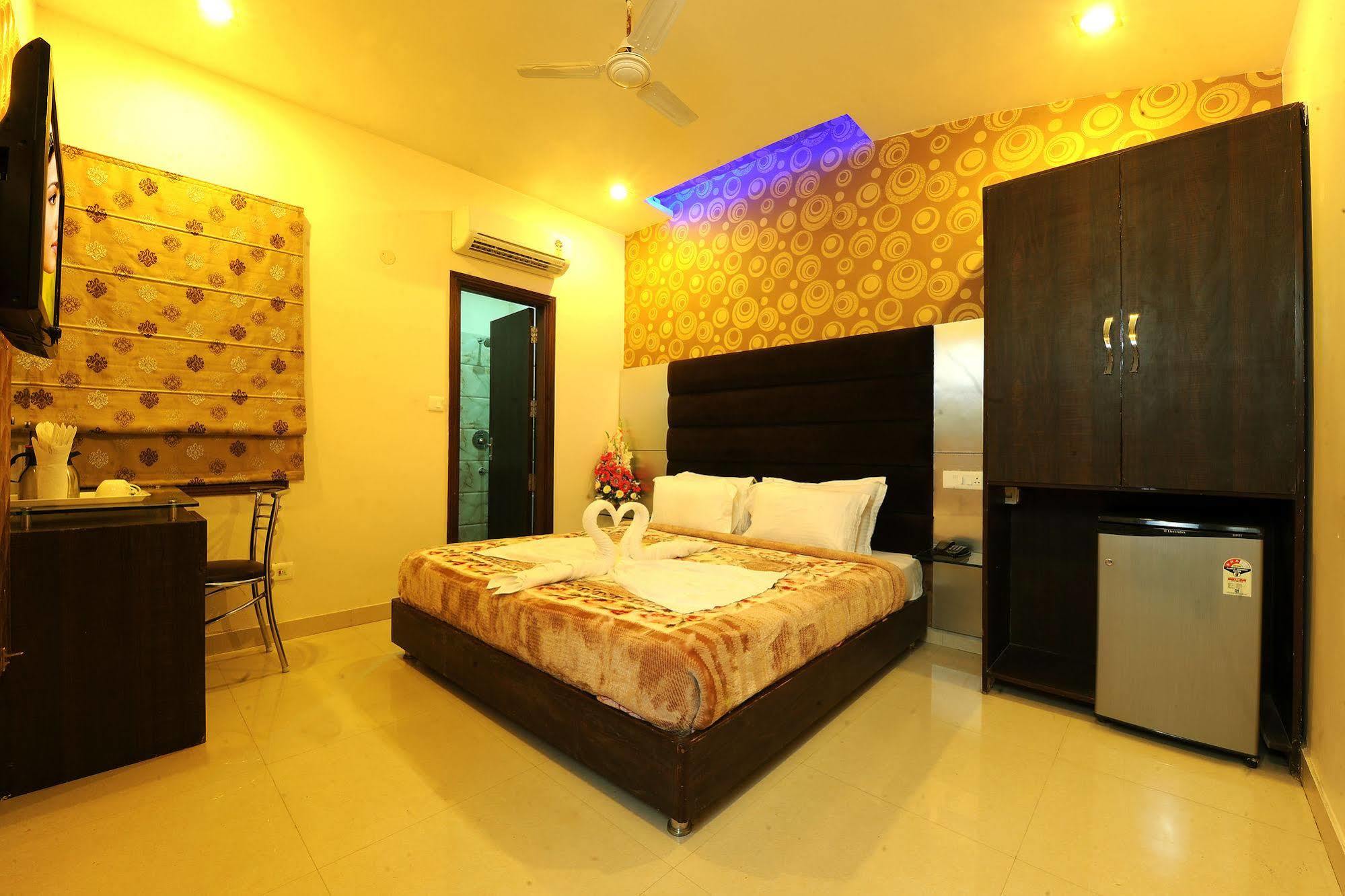 Hotel Pearl Inn & Suites Amritsar Luaran gambar